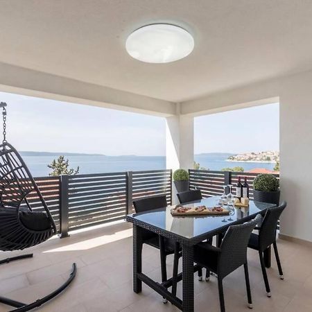Apartment By Joe Trogir Buitenkant foto