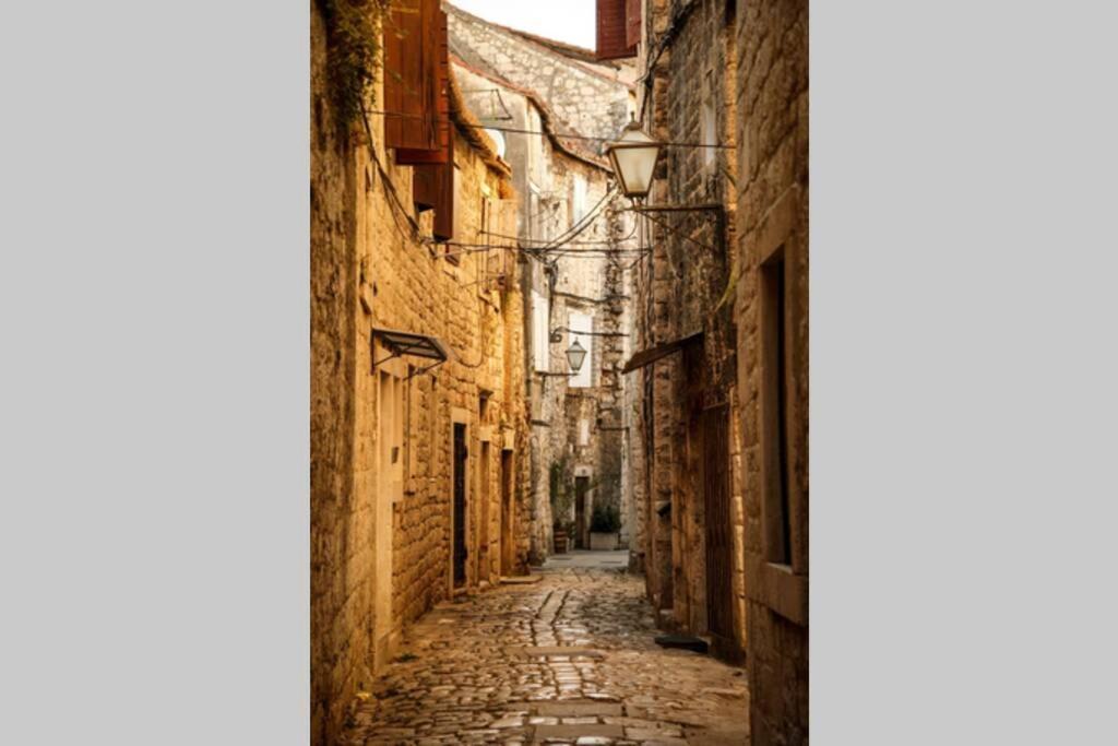 Apartment By Joe Trogir Buitenkant foto